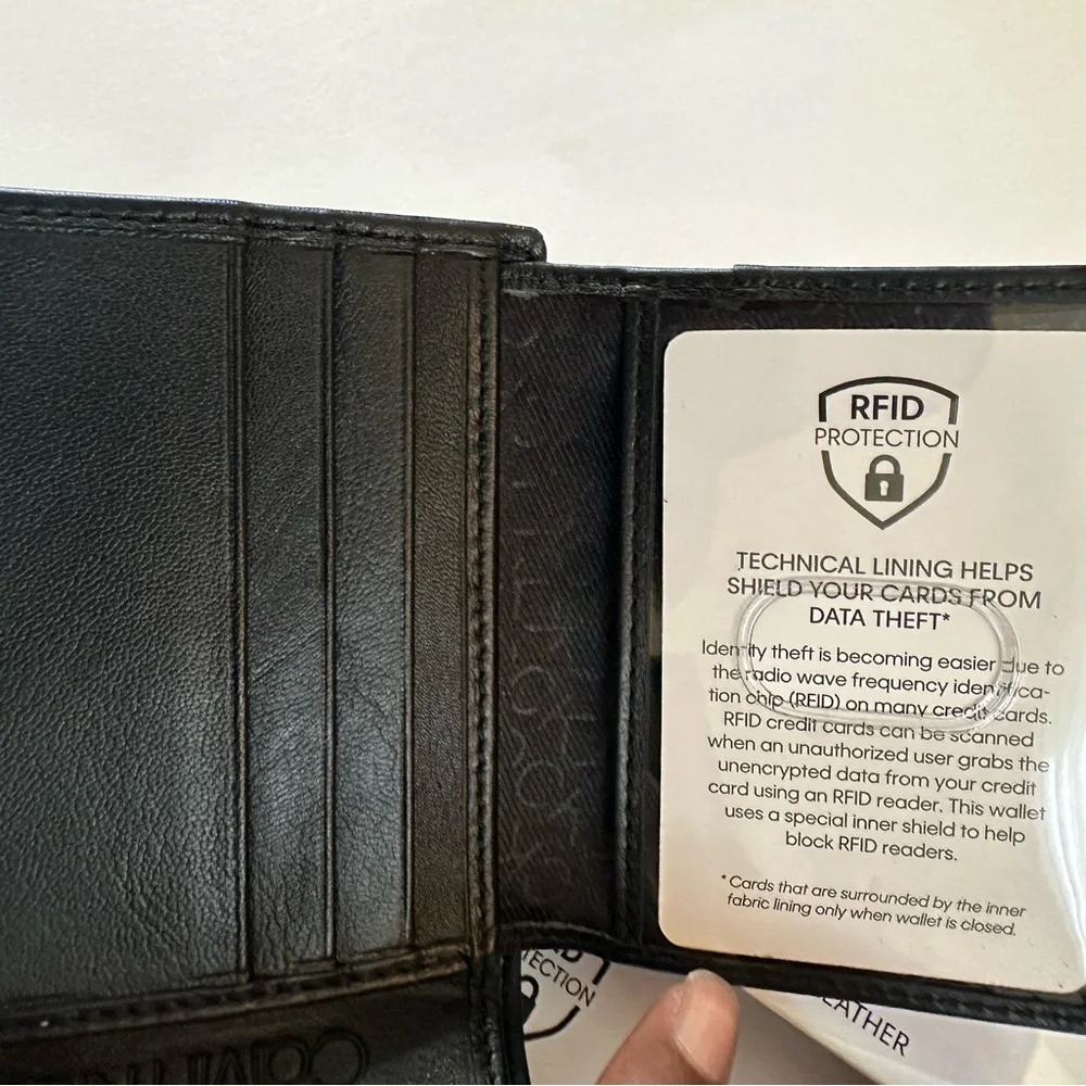Calvin Klein Black Leather RFID Card & Key Holder